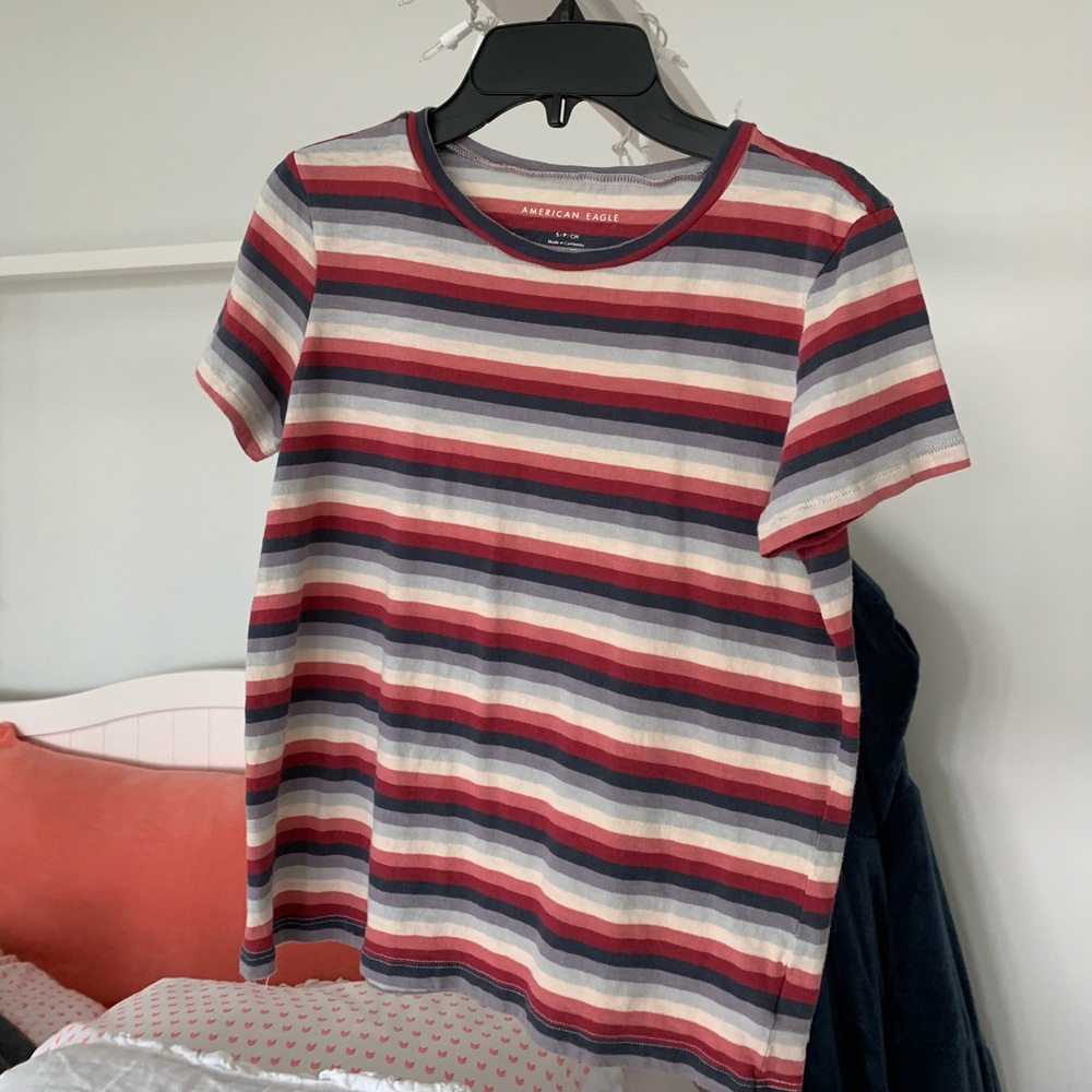 American Eagle Striped T Shirt